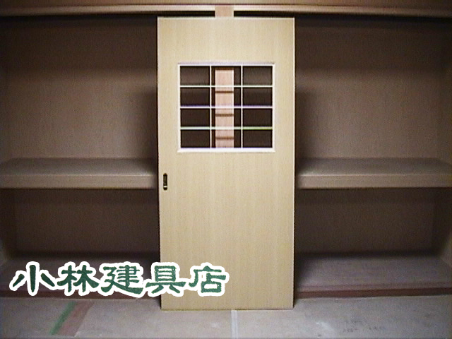 窓付FD（セン柾突板、中窓、組子付）