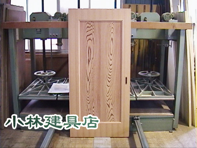 落し込みFD（杉柾突板、杉板入）