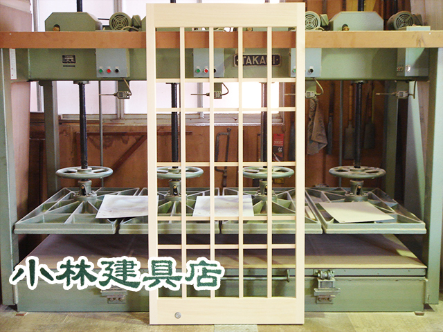 荒格子戸（木曽桧）