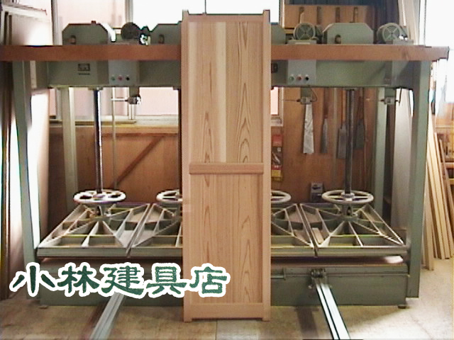 鏡板入框戸（吉野杉）