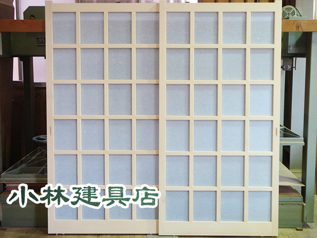 荒格子框戸（ホワイトスプルス）