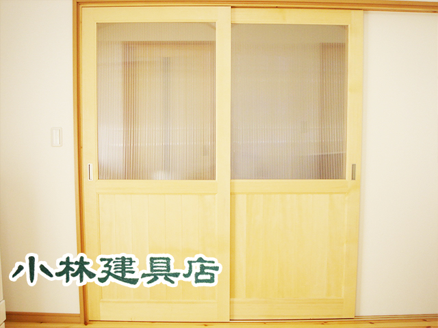 腰板入框戸（ホワイトスプルス、ツインポリカ）