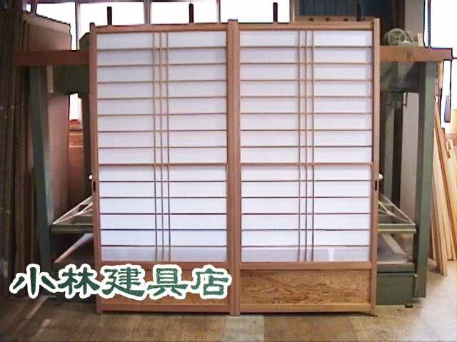 スリアゲ障子（横繁、腰付、吉野杉）