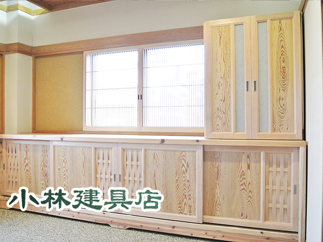 下駄箱板戸（吉野杉　ヤナセ杉板　ソデ　アジロ）